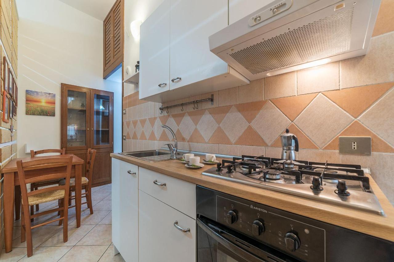Vittorio Emmanuele & Colosseo Studio Рим Екстер'єр фото
